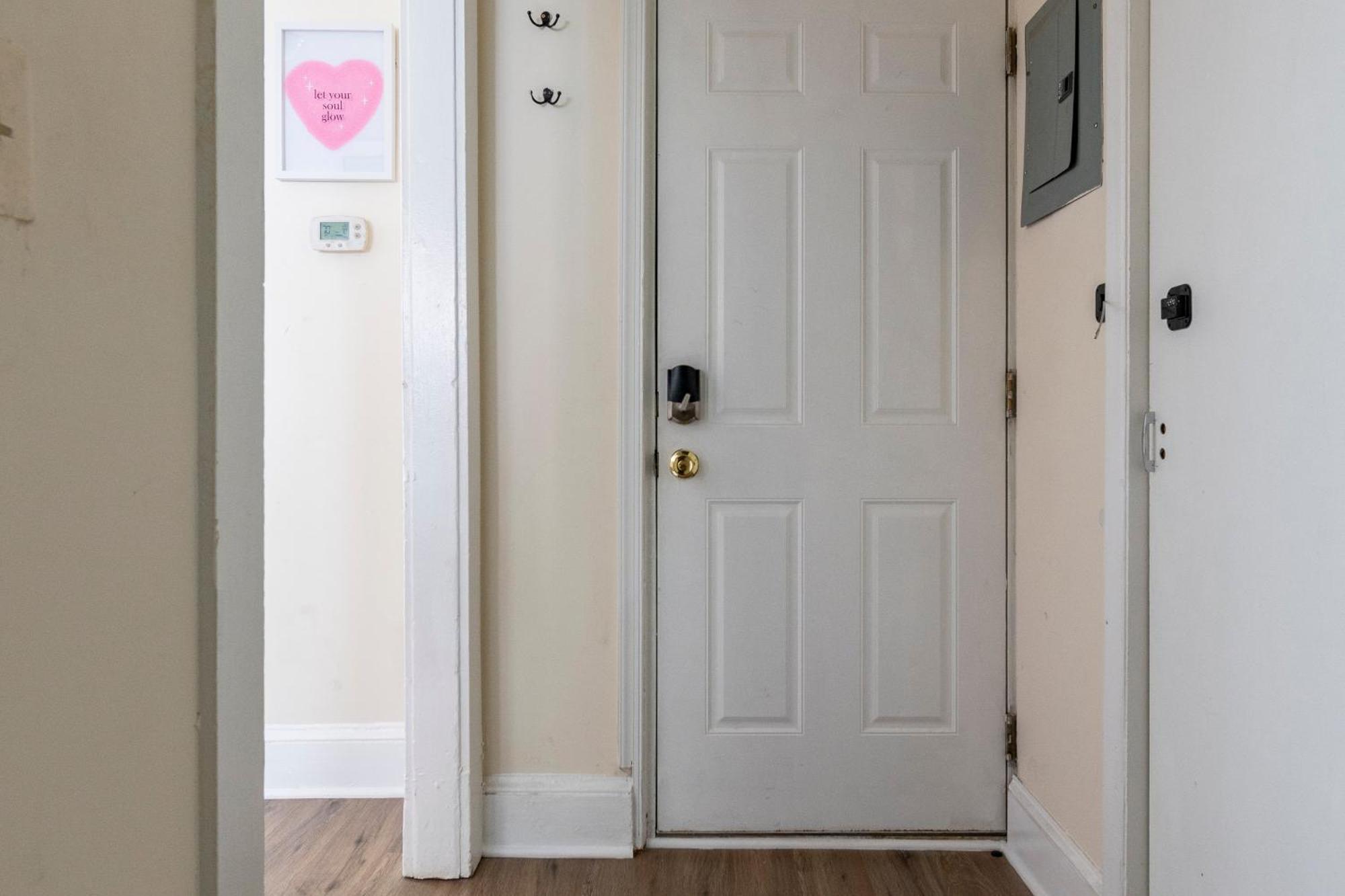 Cozy Apartment At Washington Dc! Sun Filled & Comfortable! Екстер'єр фото
