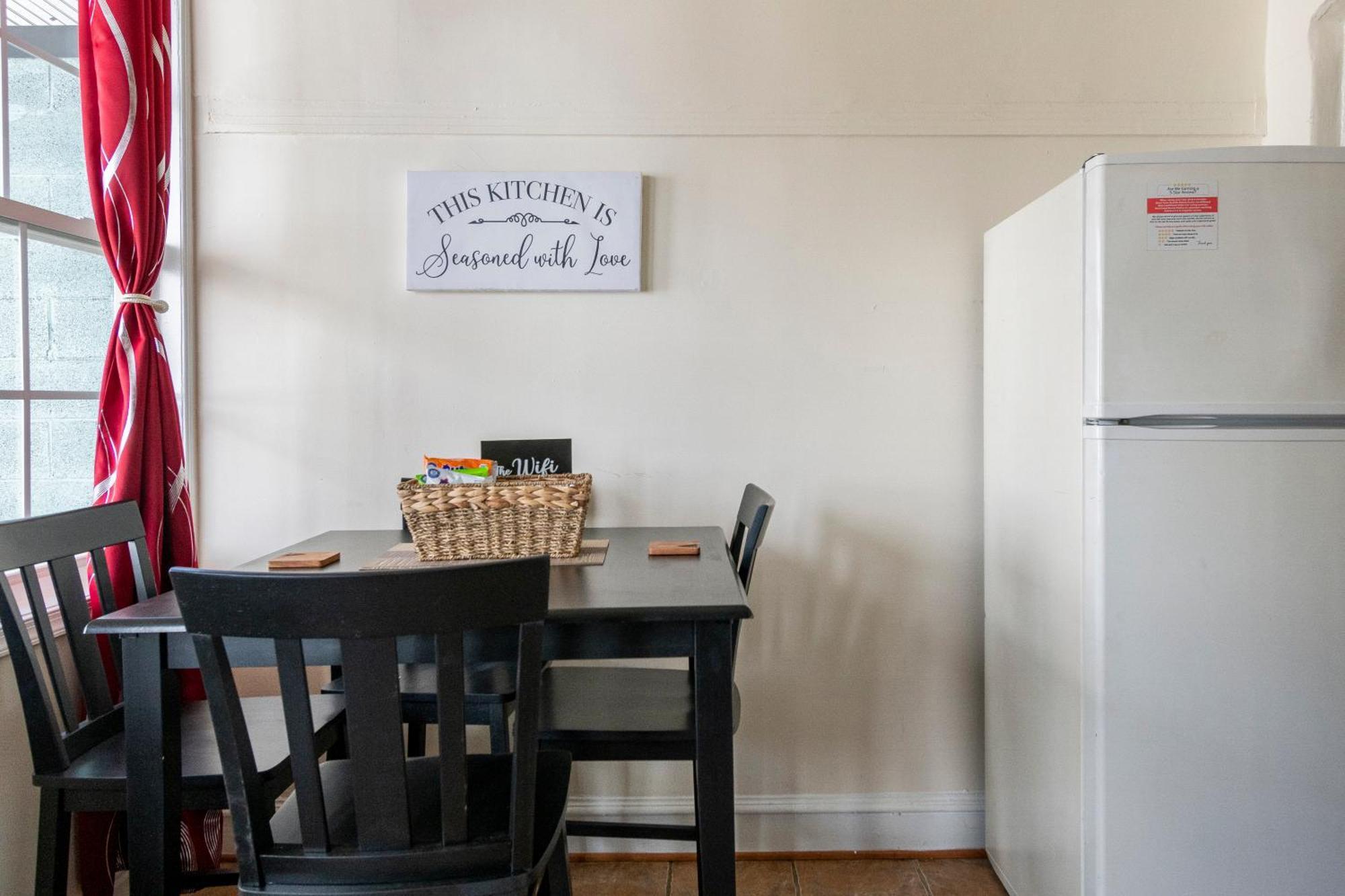 Cozy Apartment At Washington Dc! Sun Filled & Comfortable! Екстер'єр фото