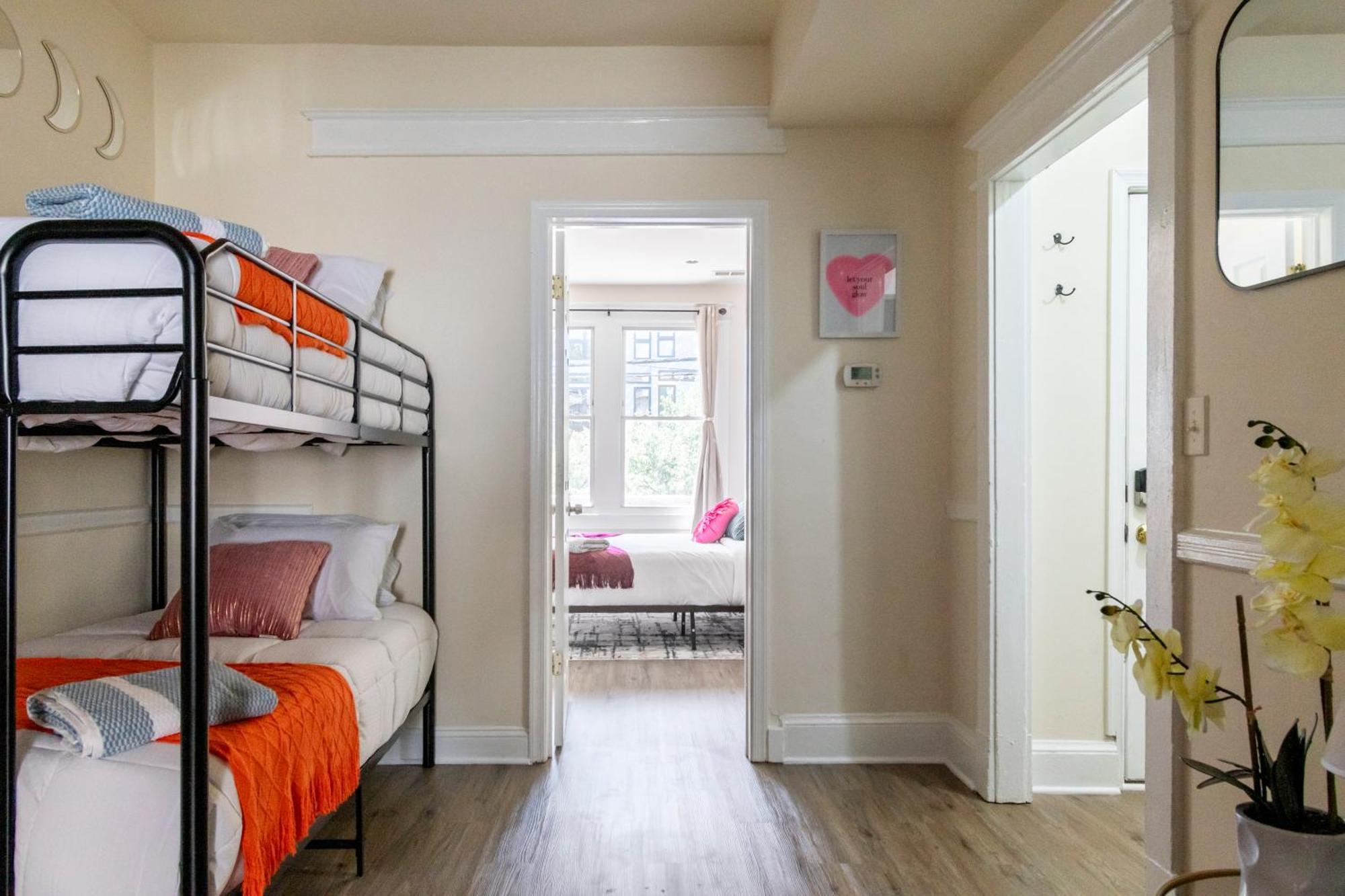 Cozy Apartment At Washington Dc! Sun Filled & Comfortable! Екстер'єр фото